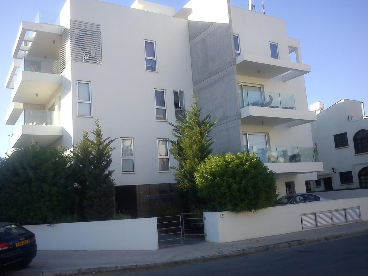 Achillion Gardens, Near Unic By 'Flats Nicosia' Apartamento Exterior foto